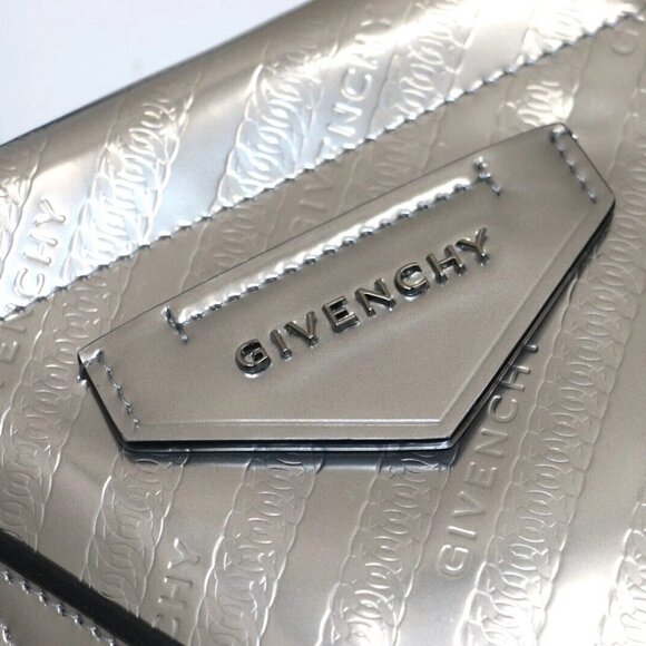 Givenchy Antigona Soft iPhone clutch Bag- Silver Givenchy Antigona Soft iPhone c - Picture 7 of 13